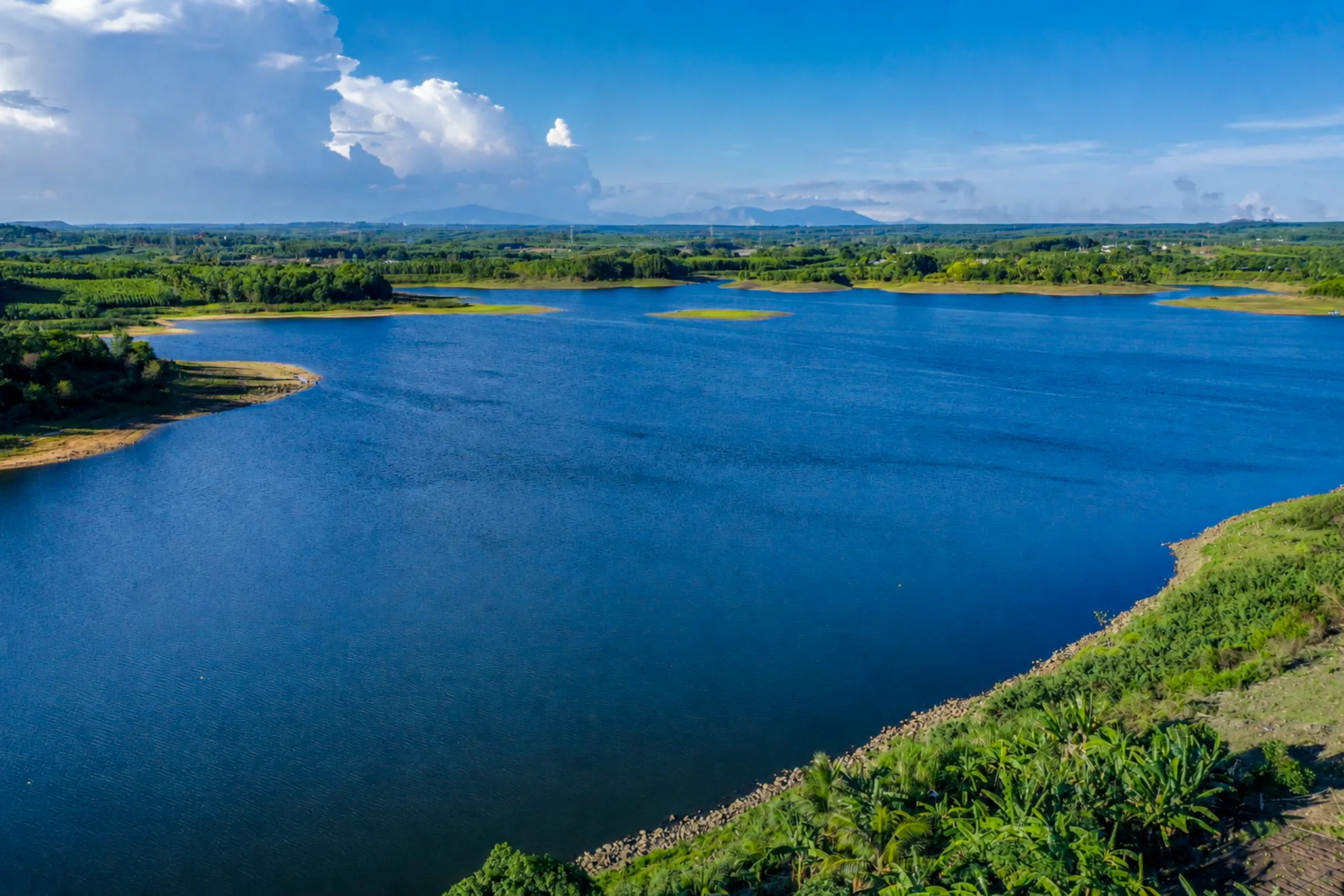 Cảnh hồ Lồ Ồ 100ha xanh mát, tự nhiên 07