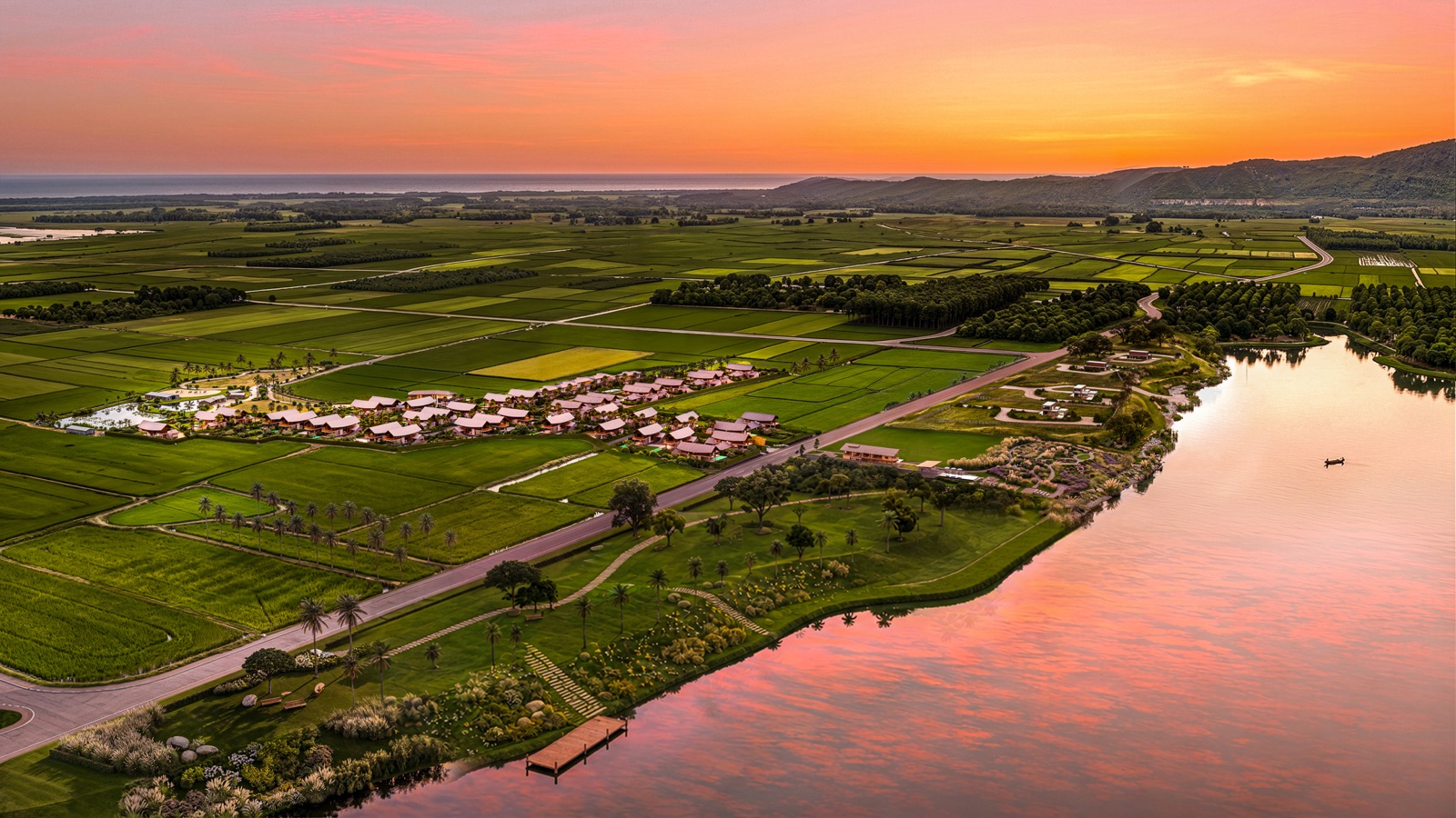 Thủy Khí Hồ 100ha & Không Gian Cây Xanh: Trụ Cột Nuôi Dưỡng Sức Khỏe Gia Chủ